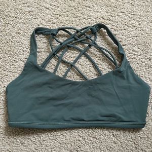 Lululemon free to be wild bra